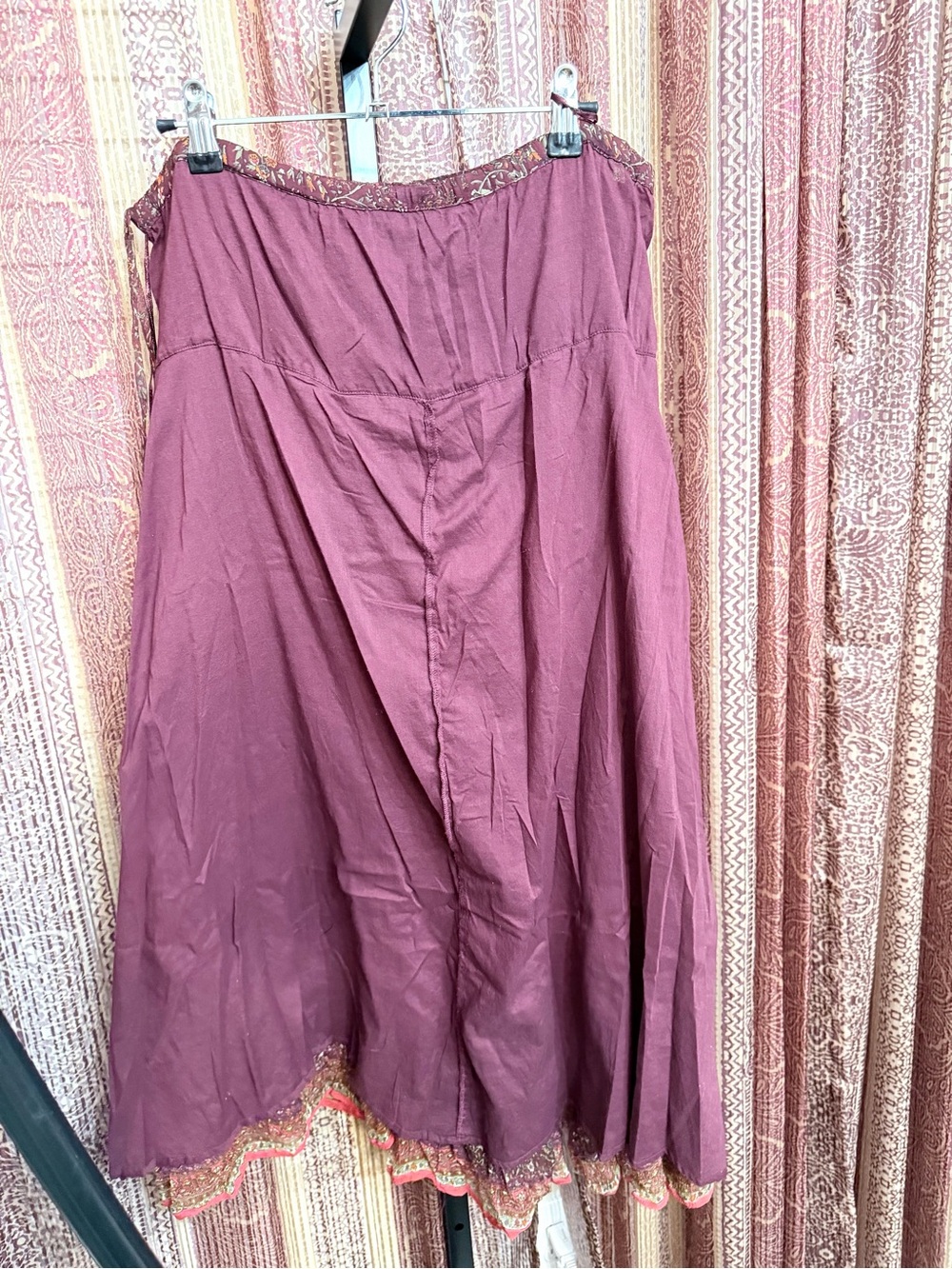 🌻 Lucky Brand Floral Boho Maxi Skirt Burgundy Rayon Size S - Picture 6 of 7